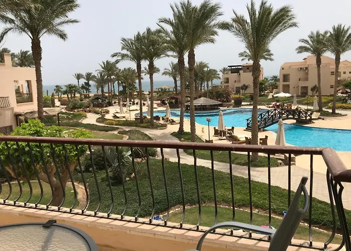 With Roof At Laguna Bay- Ain Sokhna - شالية غرفتين مكيف بالكامل بالرووف قرية لاجونا باي - العين السخنة Апартаменты