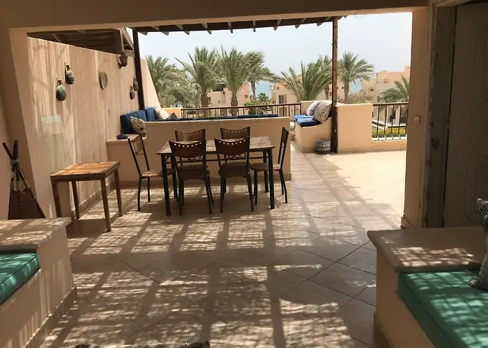 With Roof At Laguna Bay- Ain Sokhna - شالية غرفتين مكيف بالكامل بالرووف قرية لاجونا باي - العين السخنة Апартаменты *