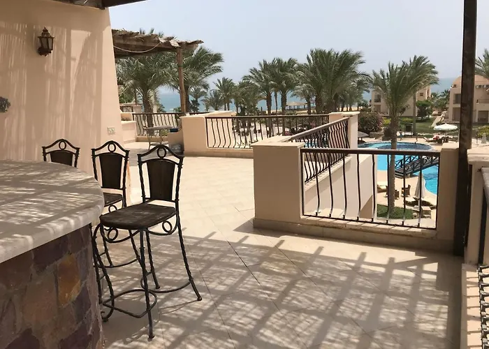 Апартаменты With Roof At Laguna Bay- Ain Sokhna - شالية غرفتين مكيف بالكامل بالرووف قرية لاجونا باي - العين السخنة *