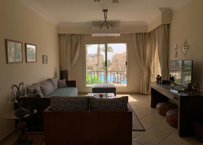 With Roof At Laguna Bay- Ain Sokhna - شالية غرفتين مكيف بالكامل بالرووف قرية لاجونا باي - العين السخنة * Айн-Сохна