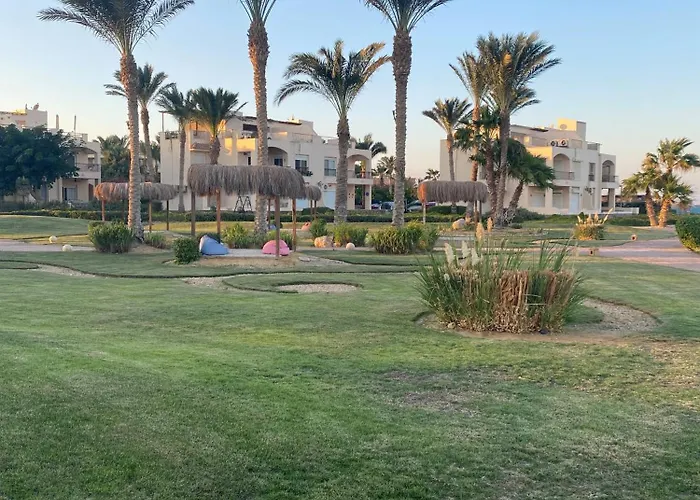 With Roof At Laguna Bay- Ain Sokhna - شالية غرفتين مكيف بالكامل بالرووف قرية لاجونا باي - العين السخنة Апартаменты